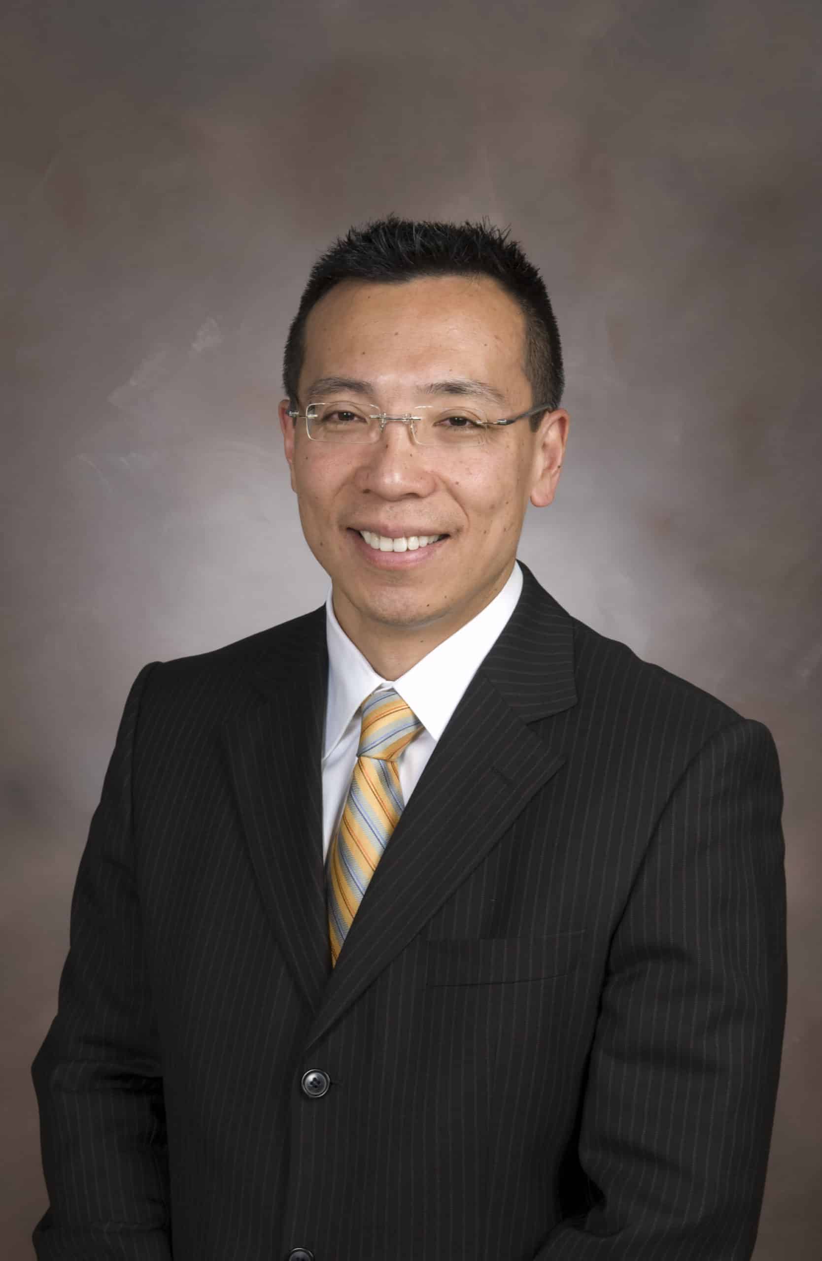 Peng R. Chen Doctor in Houston, Texas